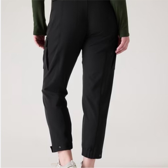Athleta endless cargo pants black - Picture 4 of 8